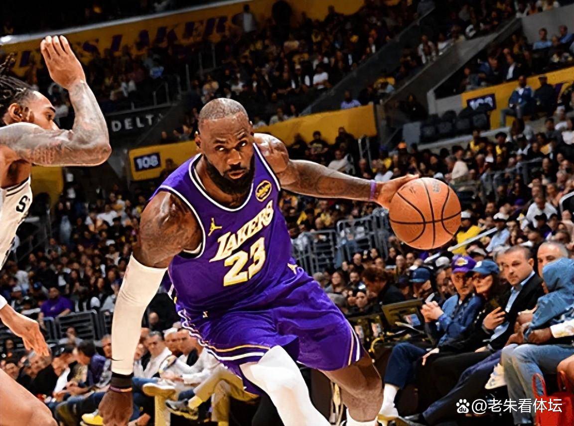 s15赛程-今夜CBA季后赛传出新动向，洛杉矶湖人官宣签约，管理层表态：悬念犹存，临场指挥获称赞的简单介绍