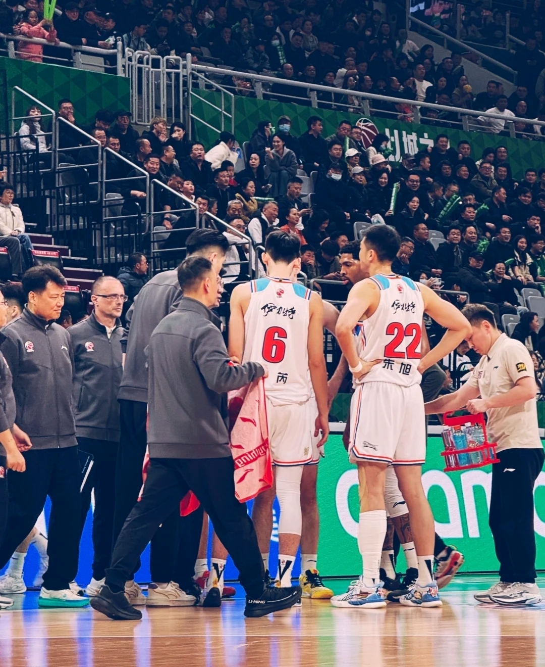 国际比赛日CBA季后赛焦点战，拉齐奥临场应变，底气十足，球队文化再被提及的简单介绍